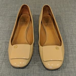 Tory Burch Beige Flats 8.5